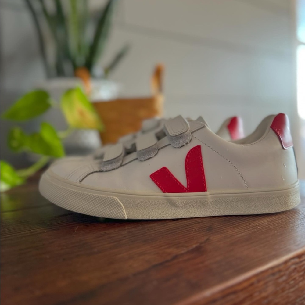 Veja 3 lock Velcro sneakers sz 36